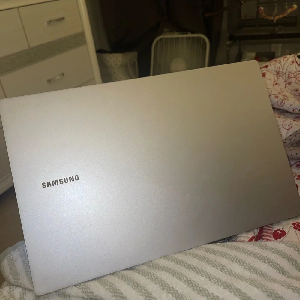 Samsung Galaxy Book4